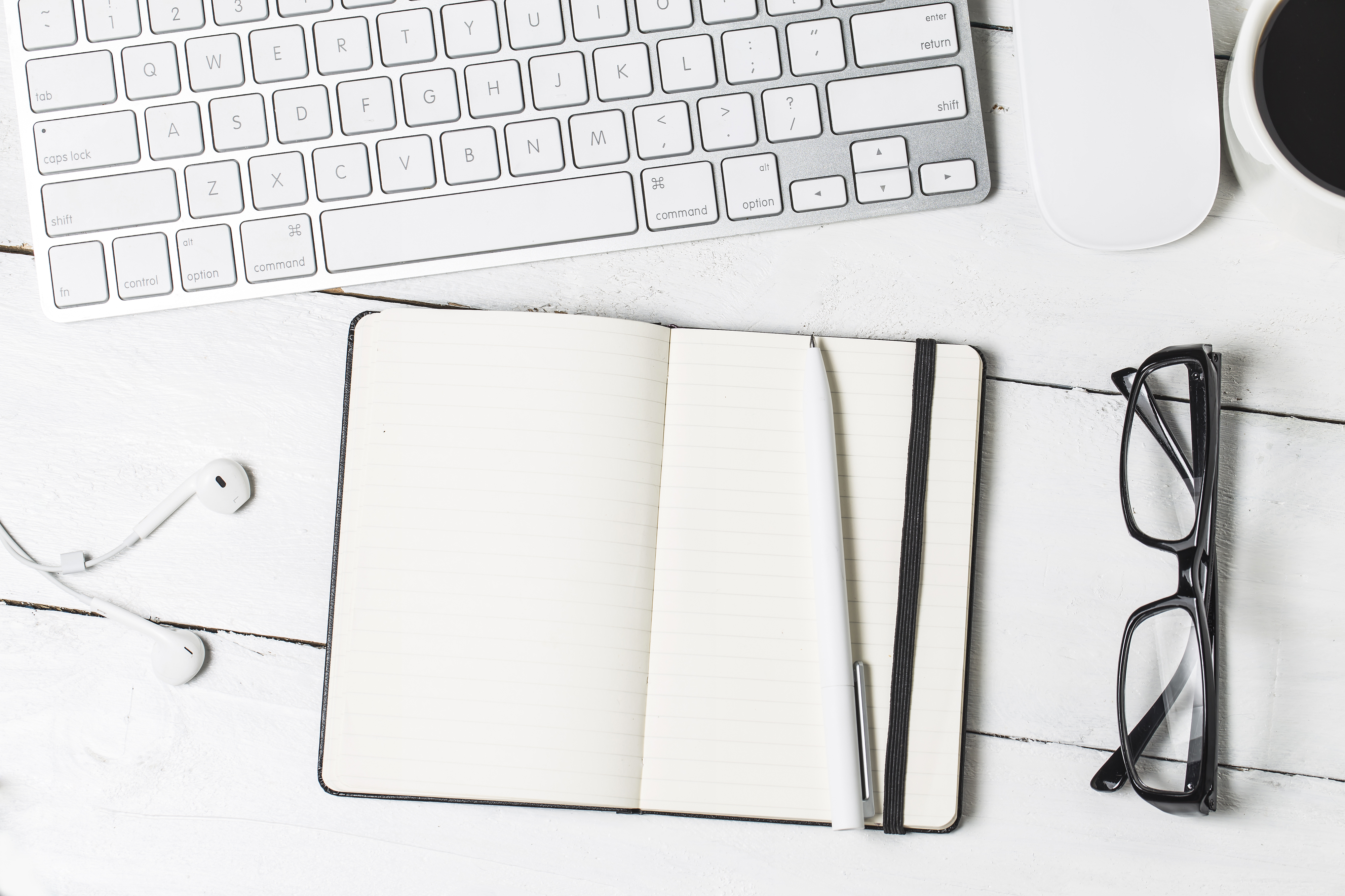 Notizbuch Brille Tastatur